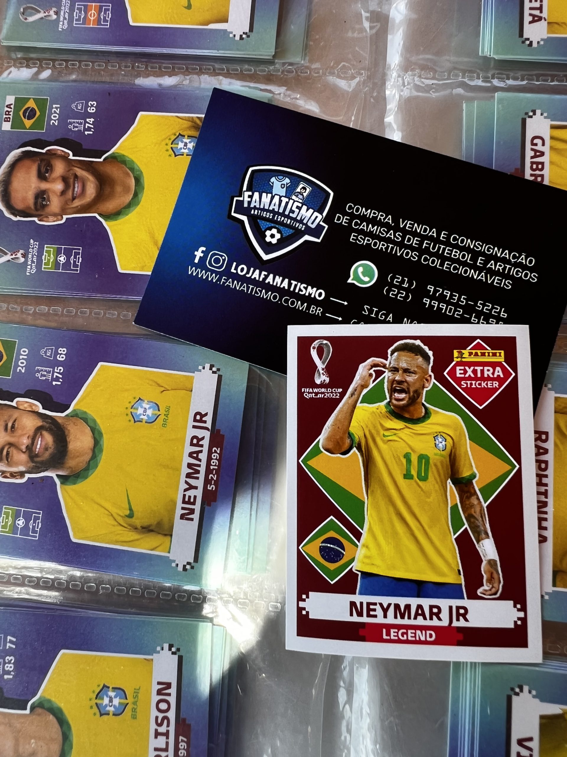 NEYMAR JUNIOR BORDÔ (Base) - EXTRA LEGEND (Brasil) - Figurinha Original -  Não